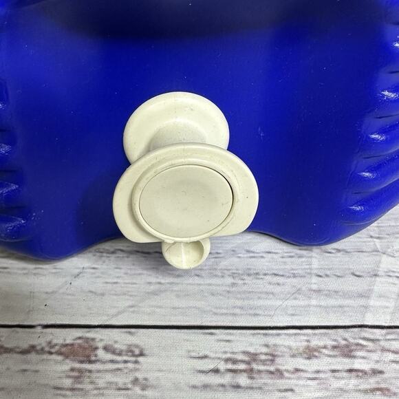 Vintage KOOL-AID Plastic Igloo Legend 2 Gallon Cooler Dispenser Kool Aid - Picture 7 of 8